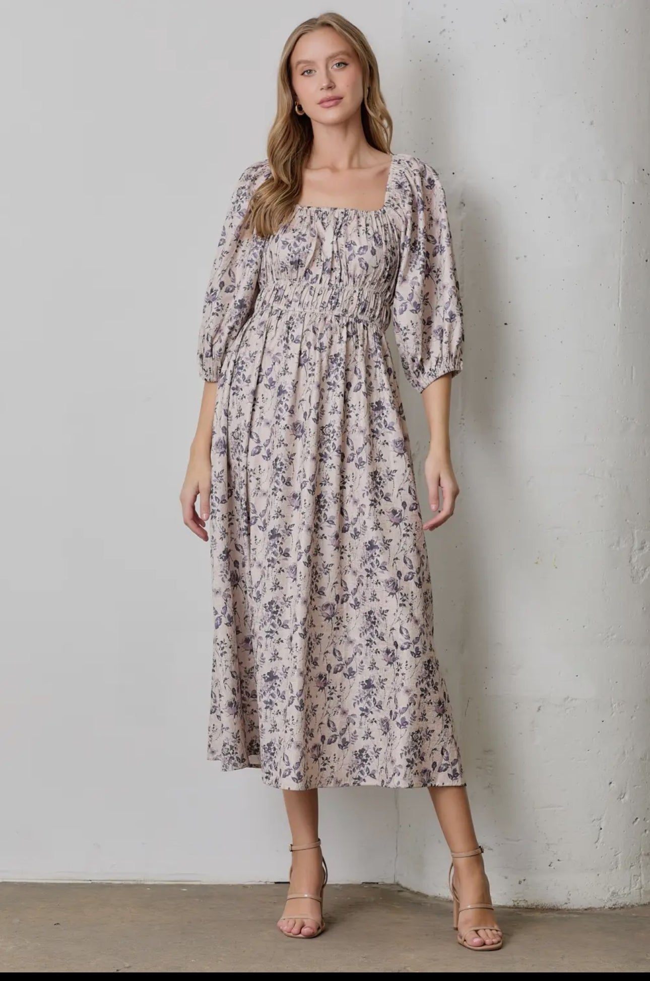 Indy  Maxi Dress                                      vestido, maxi de manga larga con escote cuadrado y estampado floral