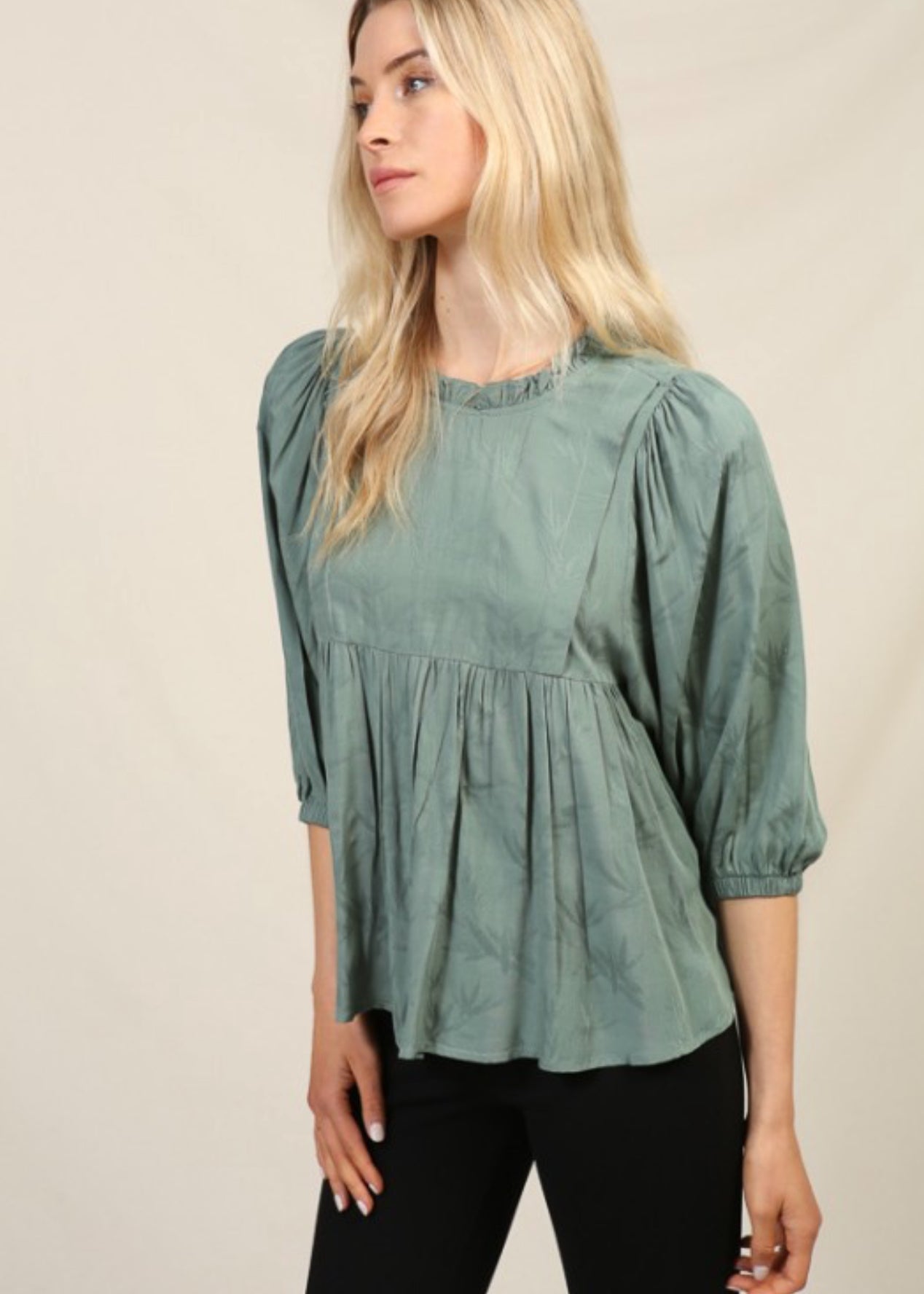 Blusa con volantes de jacquard Jade