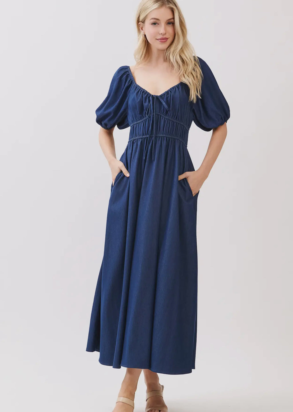 Ariana Maxi Dress.                                    Con Cintura Detallada, Mangas Abullonadas Y Elástico