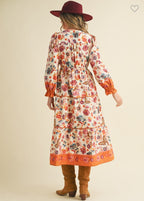 Sabrina Midi Dress.                                           Vestido midi  estampado floral en el borde