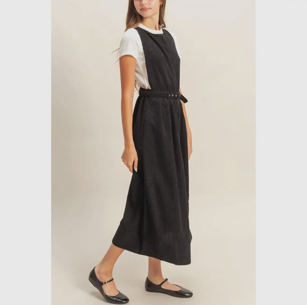 Overall Dress                                            Vestido Midi Sin Mangas De Pana Con Cinturón