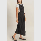 Overall Dress                                            Vestido Midi Sin Mangas De Pana Con Cinturón