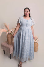 Elegant Midi Dress with Smocking and Ruffled Sleeves