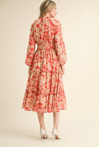 Mariana Midi  Dress                                   Vestido midi con ribete de volantes y estampado floral