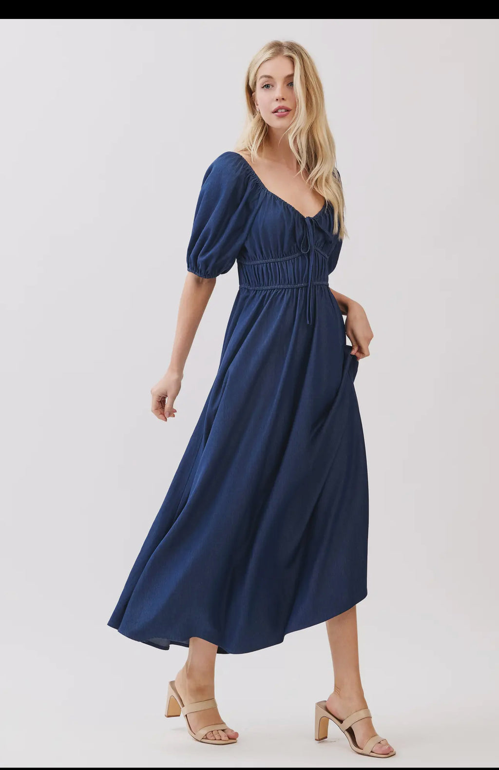 Ariana Maxi Dress.                                    Con Cintura Detallada, Mangas Abullonadas Y Elástico